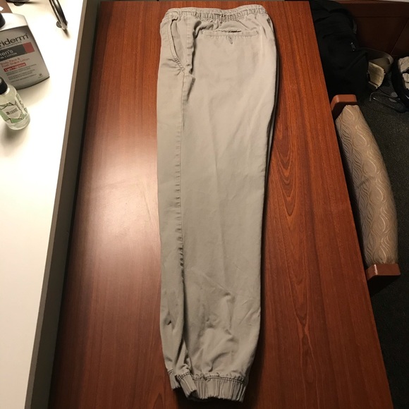 Grey men’s joggers - Picture 2 of 2